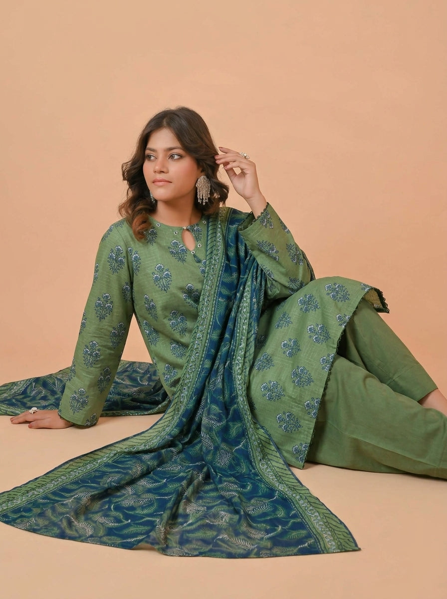 3 Piece Golden Zari Khaddar Suit (Unstitched)