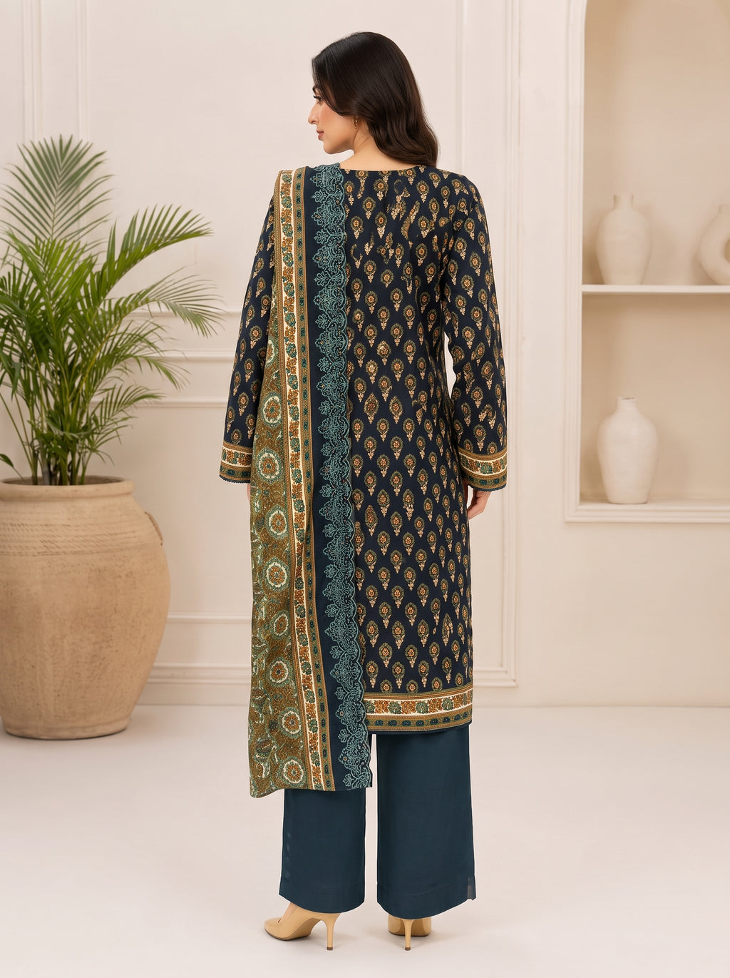 3 Piece Embroidered Khaddar Suit (Unstitched)
