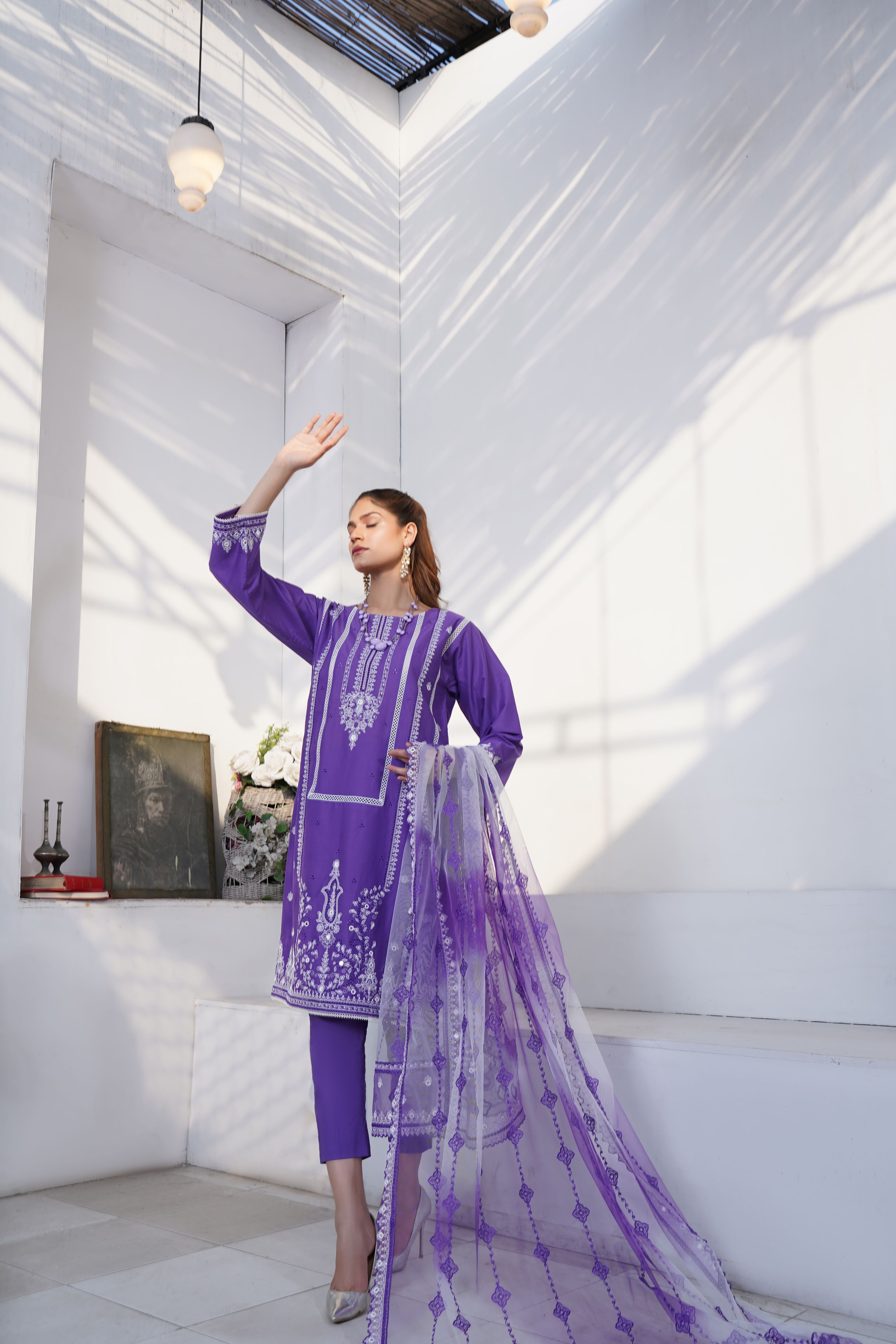 Anaar Digital Print Lawn – 3pc Unstitched Suit