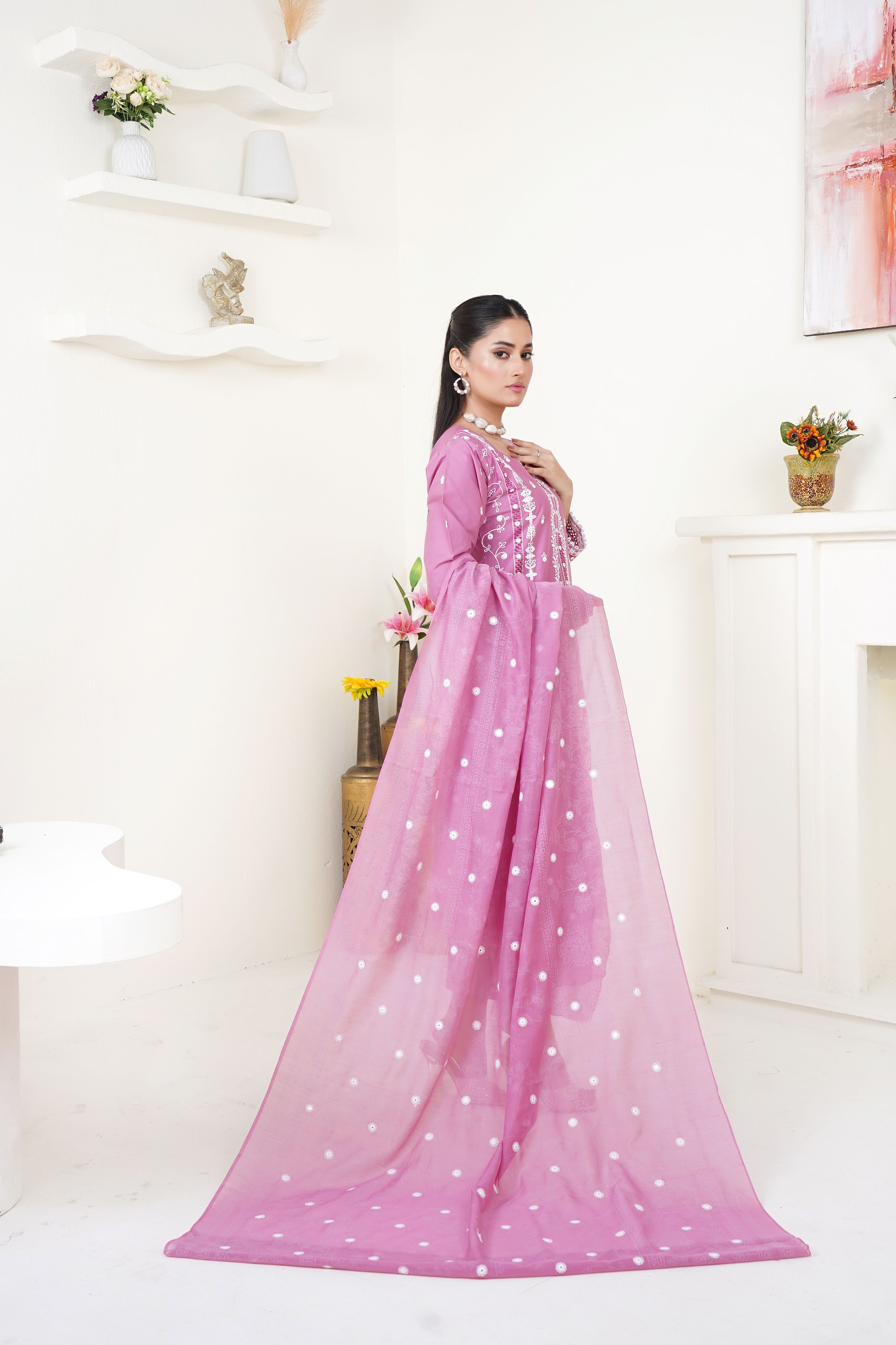 Neelam Embroidered Karandi – 3pc Unstitched Suit